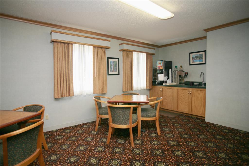 Hotel Baymont By Wyndham Robinson Restaurant foto